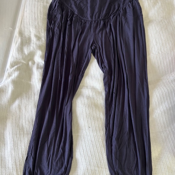 Maternity clothes - Picture 5 of 5